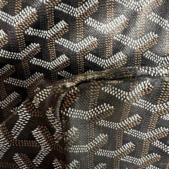 Goyard Saint Louis PM Bag - Picture 7 of 16